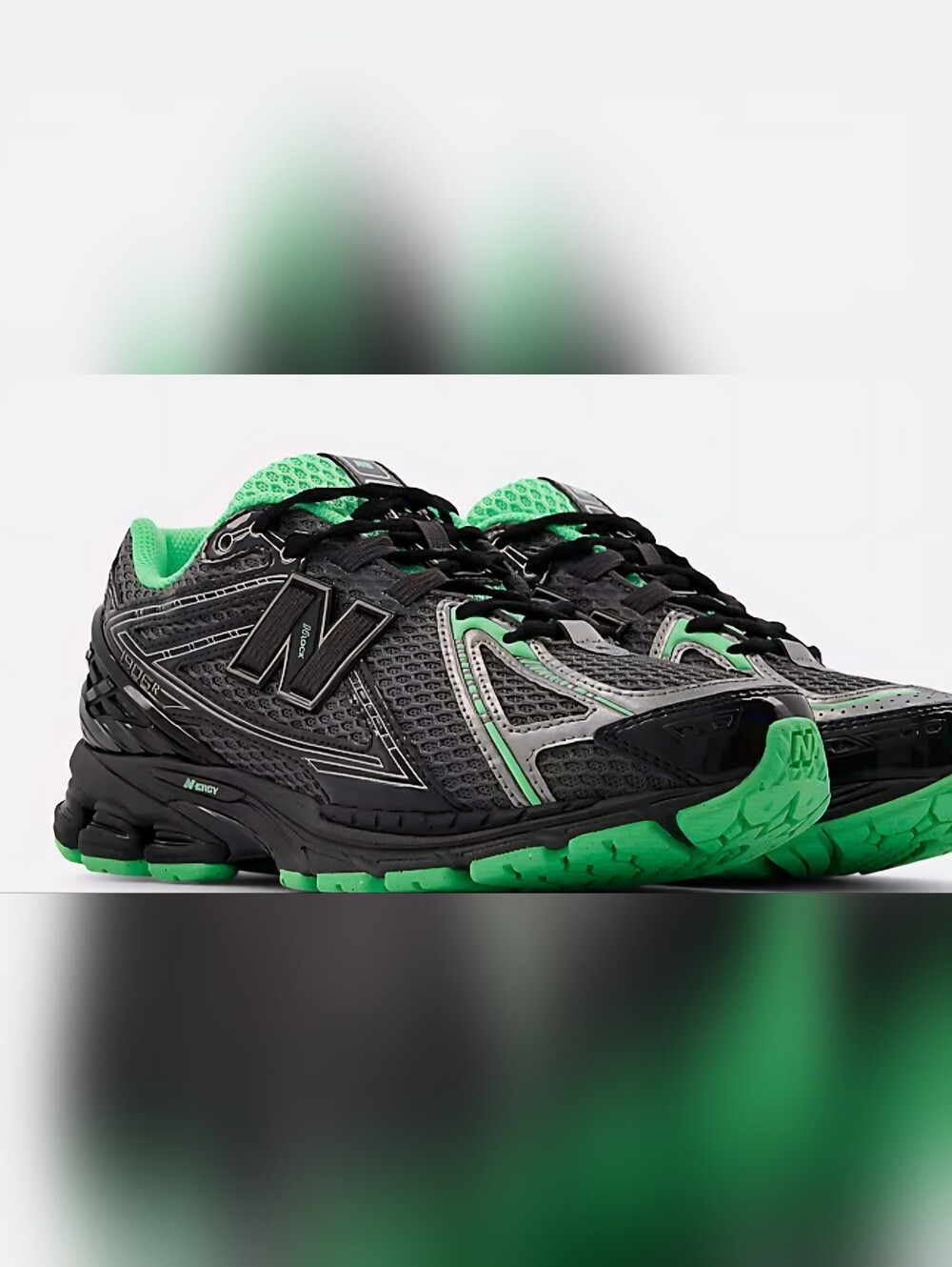 NEW BALANCE 1906R in Dark Silver Metallic